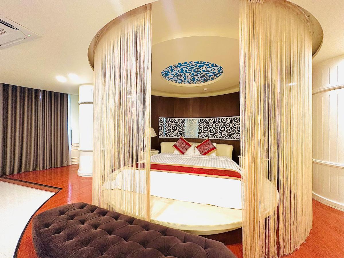 Ben Tre Viet Uc Hotel מראה חיצוני תמונה
