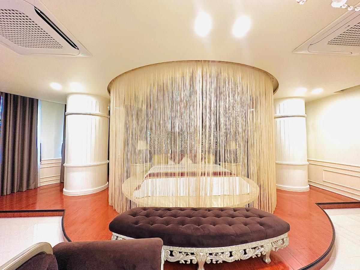 Ben Tre Viet Uc Hotel מראה חיצוני תמונה